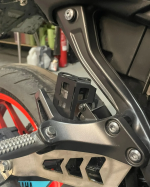 YAMAHA MT-09 HIDROLIK SIVI HAZNESİ KORUMA KAPAĞI