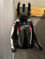 KASK-MONT-ÇANTA-ANAHTARLIK ASKI STANDI - Görsel 4