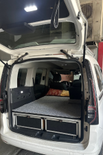 VOLKSWAGEN CADDY  2004 ve 2026 Arası Kamp Modülü ve Bagaj düzenleyici - Görsel 3
